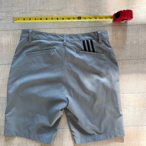 Adidas Men's Golf Shorts Size 32 Grey - Picture 2 of 3